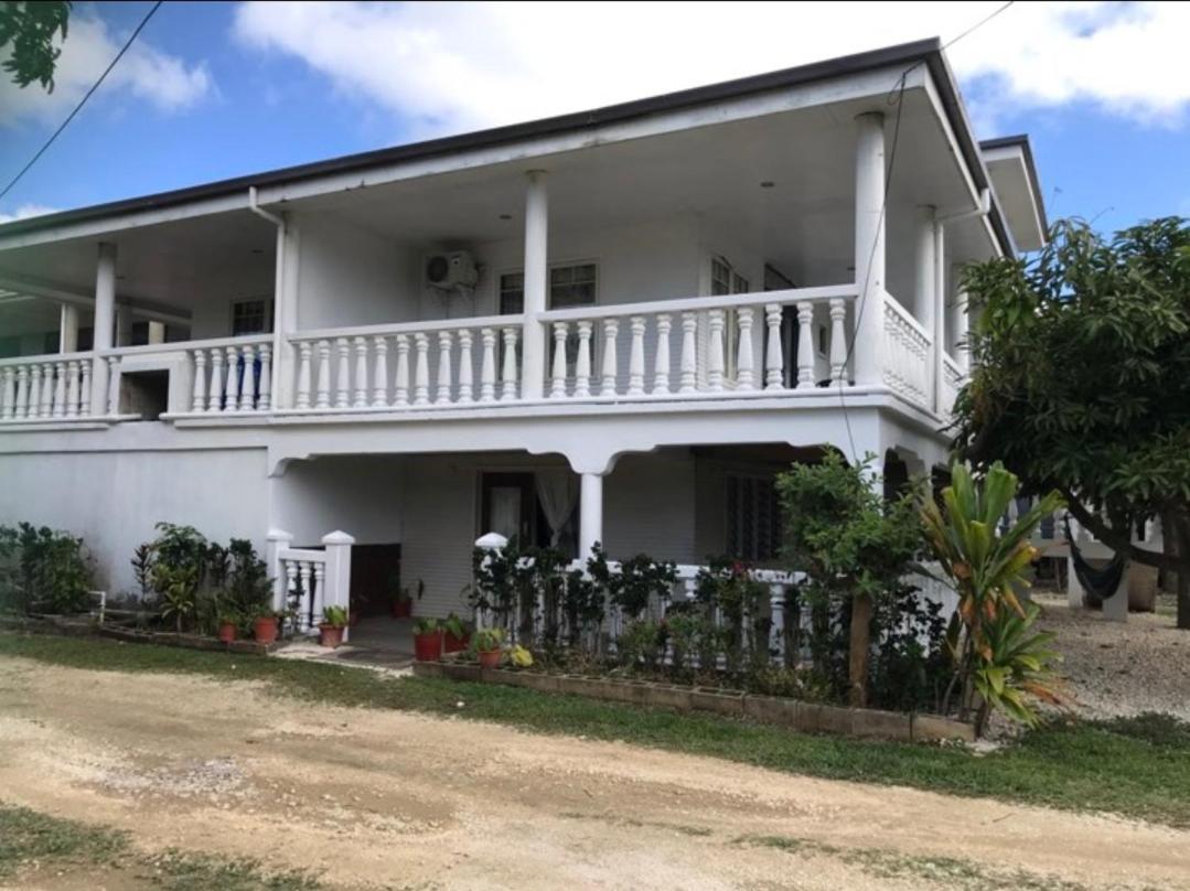 The Lighthouse Studio Appartments Nuku'alofa Exteriör bild